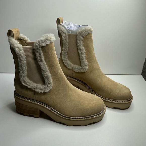 Calvin Klein Anissa Boots Women's Light Natural Suede Block Heel Chelsea 7M New - Picture 6 of 7